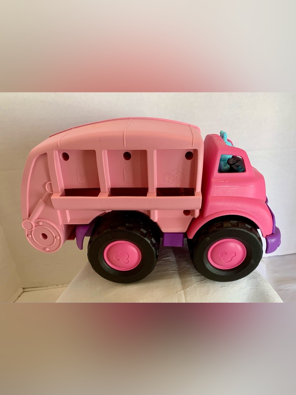 Green Toys Disney Baby Exclusive Minnie Mouse Recycling Truck Pink
